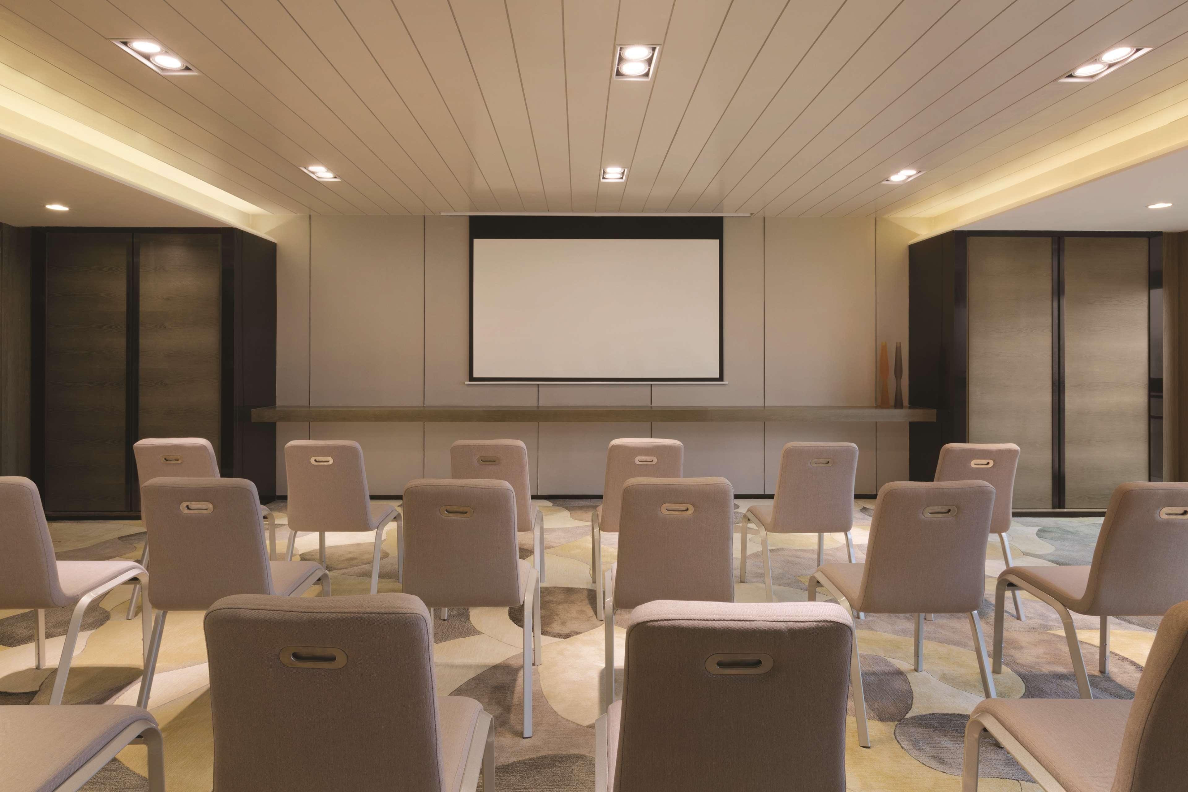 Hyatt Place Shenzhen Airport Exterior photo
