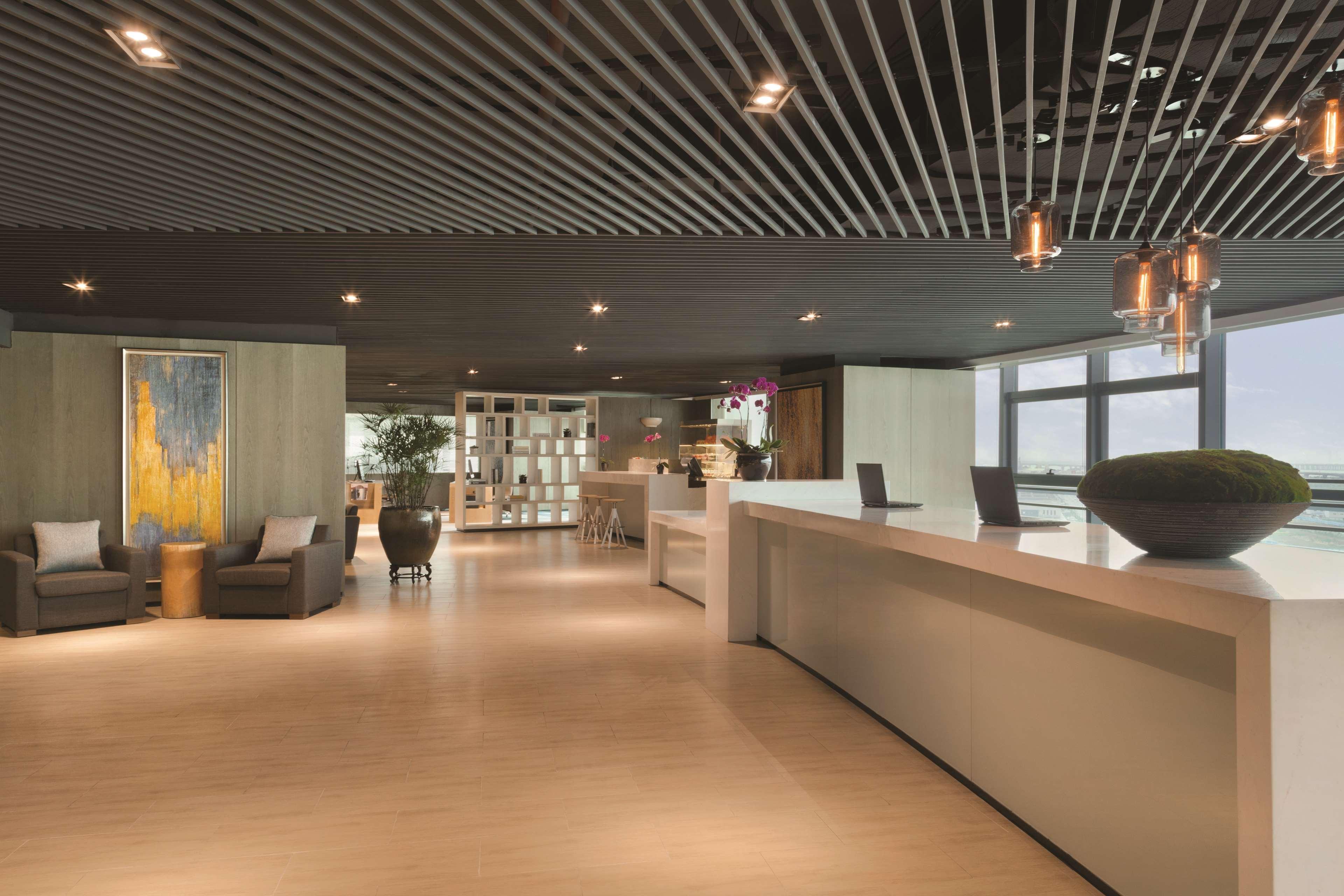 Hyatt Place Shenzhen Airport Exterior photo